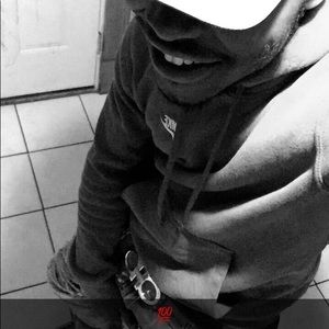 Meet your Posher, Malik